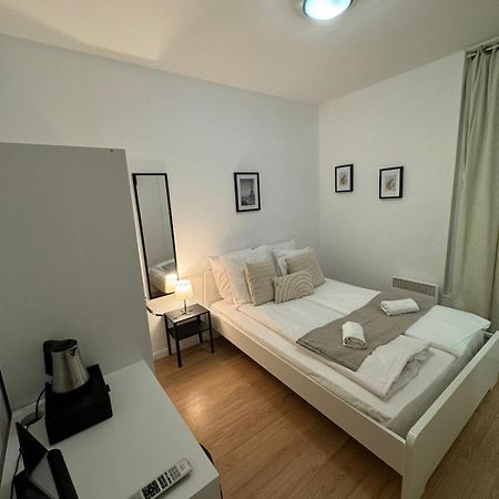 Hotel Etoiles De Mantes Exteriér fotografie